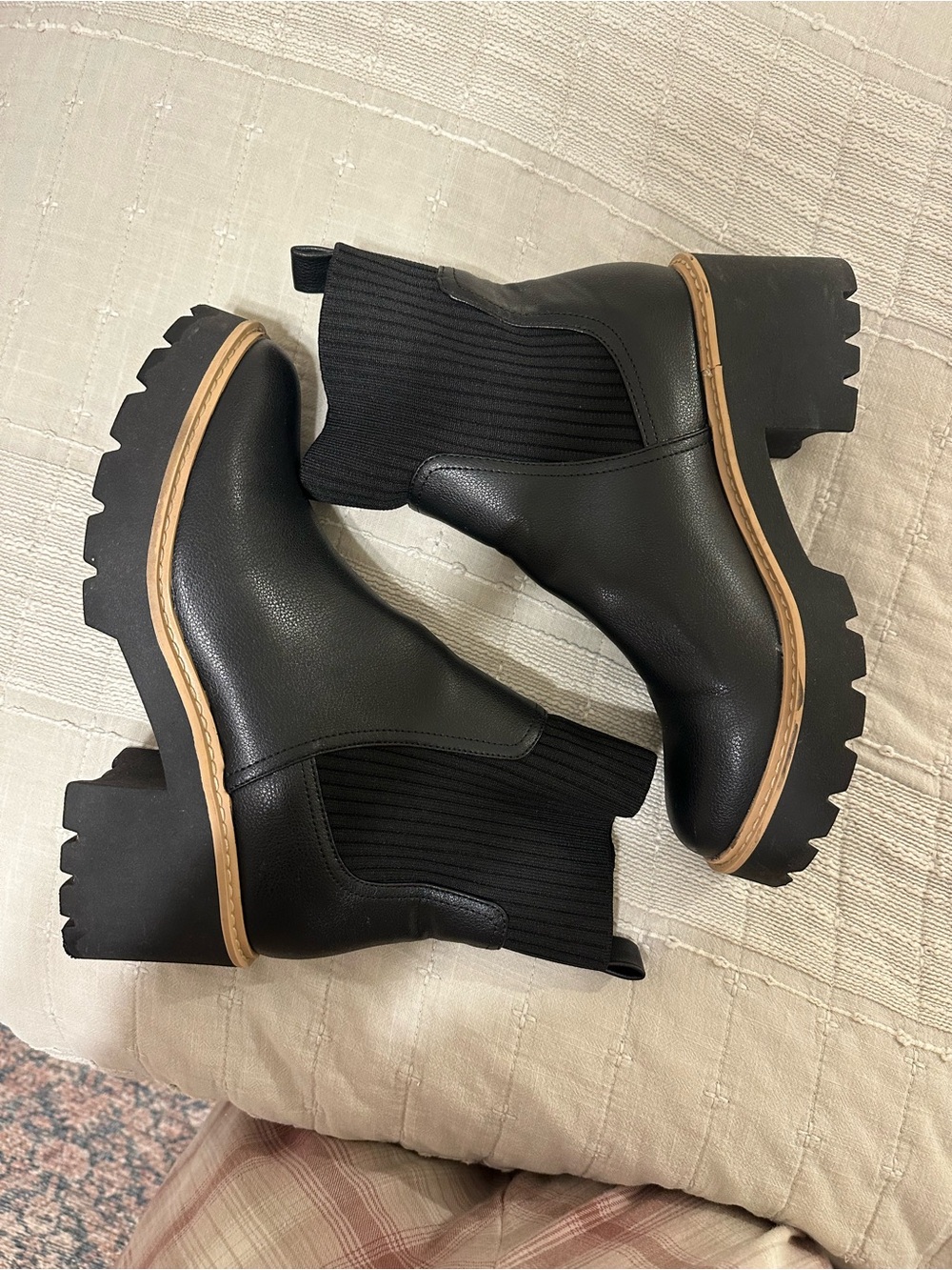 Dolce Vita Black Chelsea Lug Sole Ankle Boots with Tan Trim